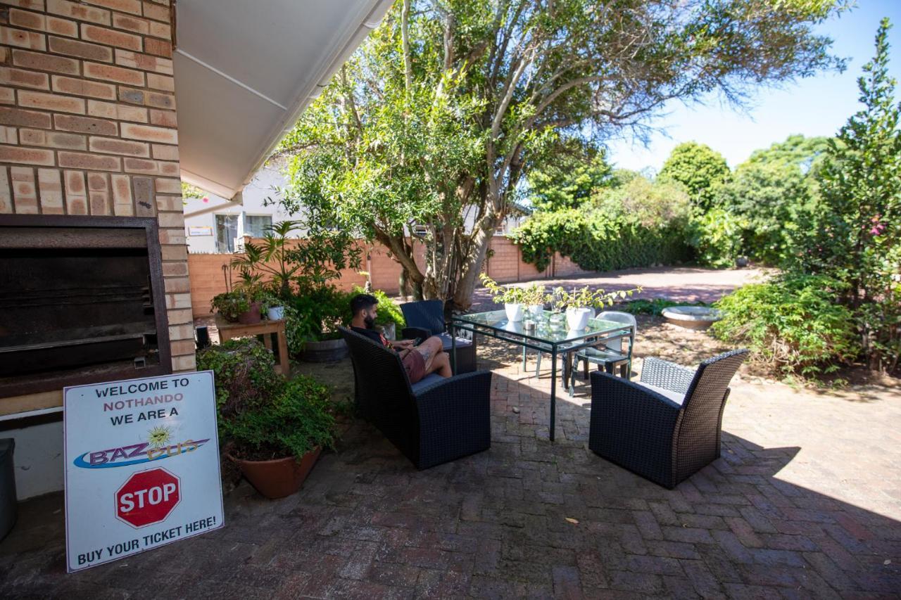 Nothando Backpackers Lodge Plettenberg Bay Exteriör bild