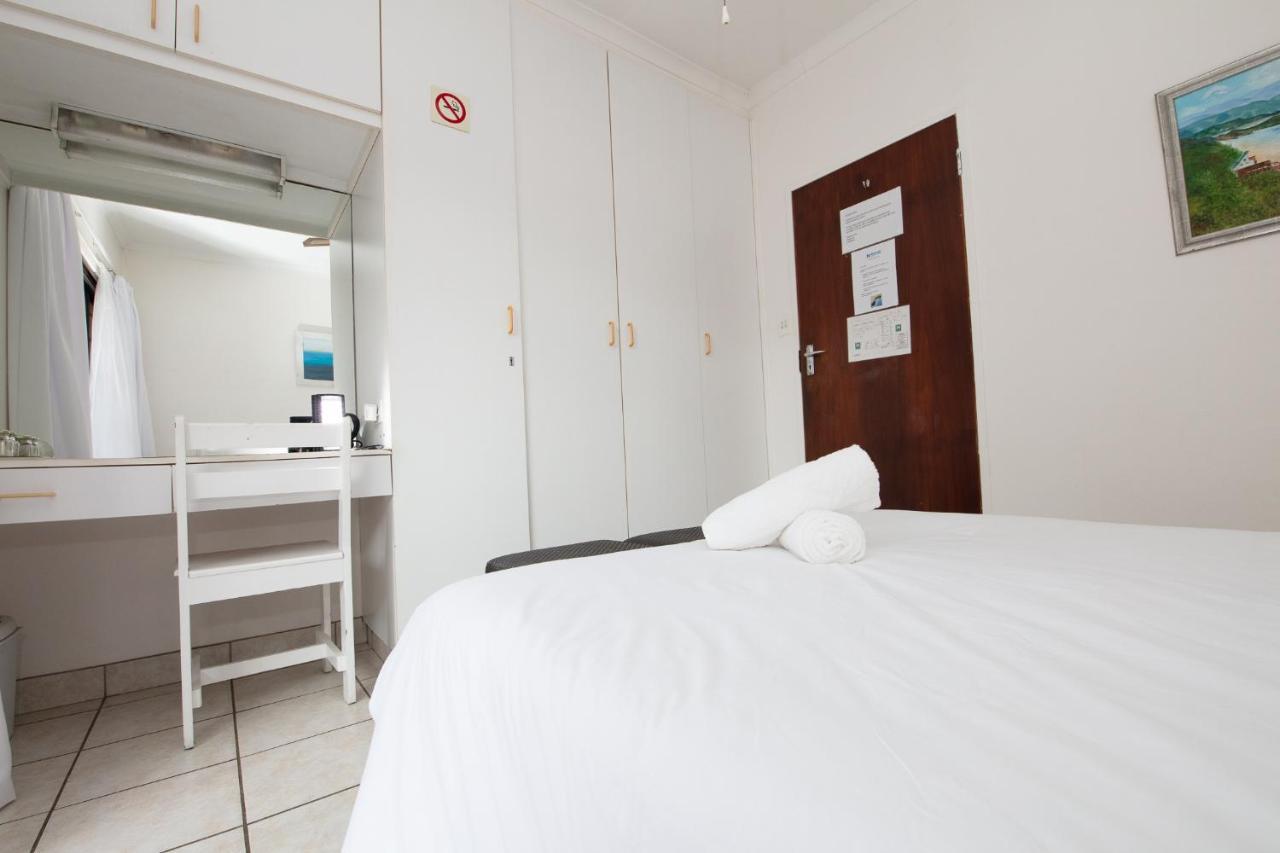 Nothando Backpackers Lodge Plettenberg Bay Exteriör bild