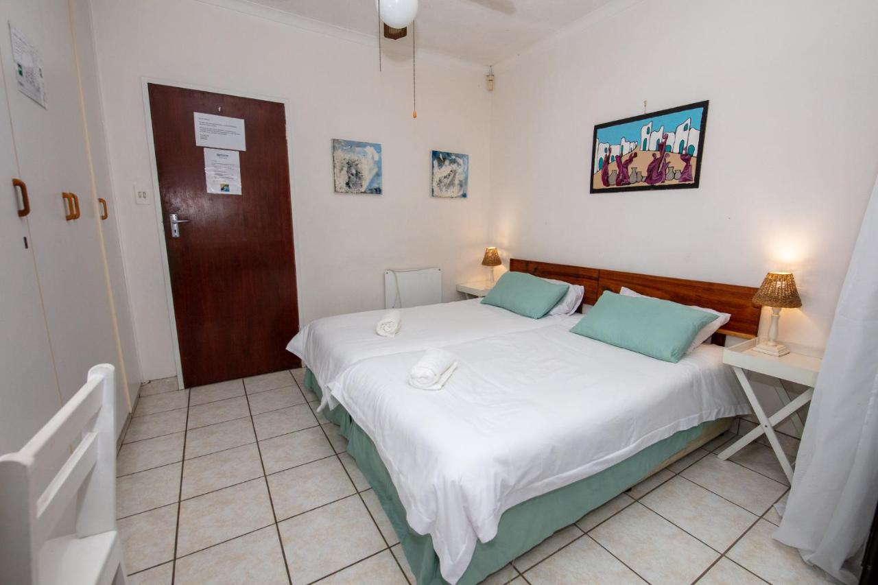 Nothando Backpackers Lodge Plettenberg Bay Exteriör bild